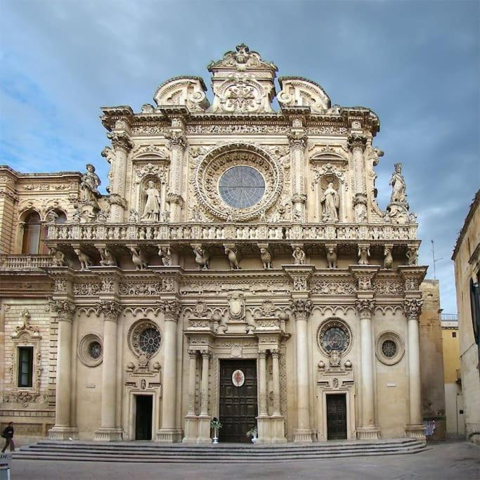 Casa Vacanze De Mari Lecce Zewnętrze zdjęcie